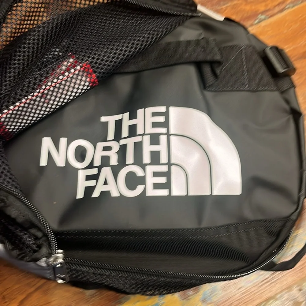 NWT North Face Base Camp Duffel